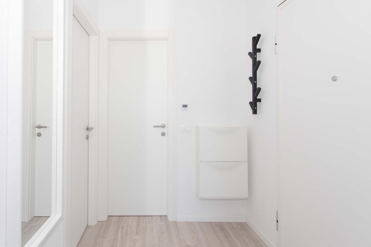 Delminium Apartment *