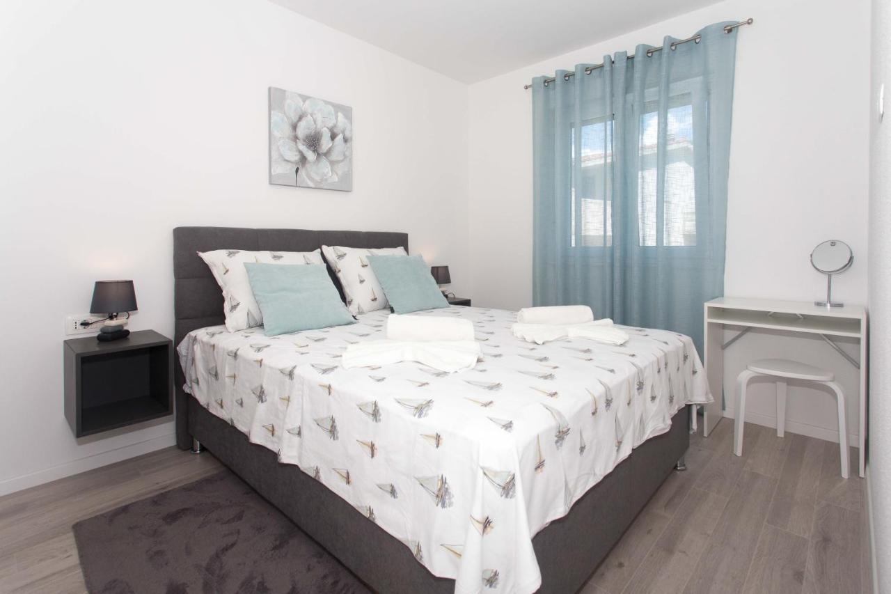 Delminium Apartment *