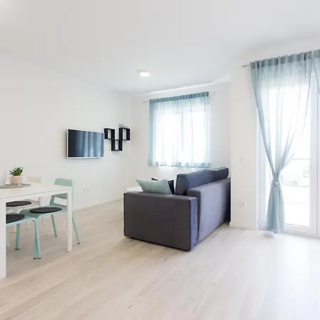 Delminium Apartment Kastela Exterior photo
