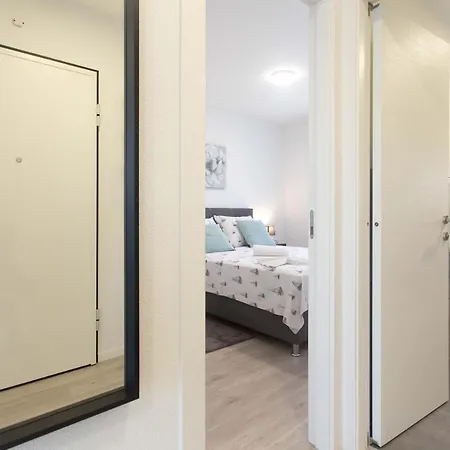Delminium Apartment Kastela Exterior photo